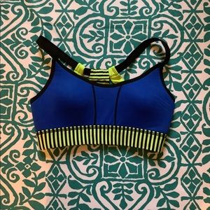 Women’s sports bra